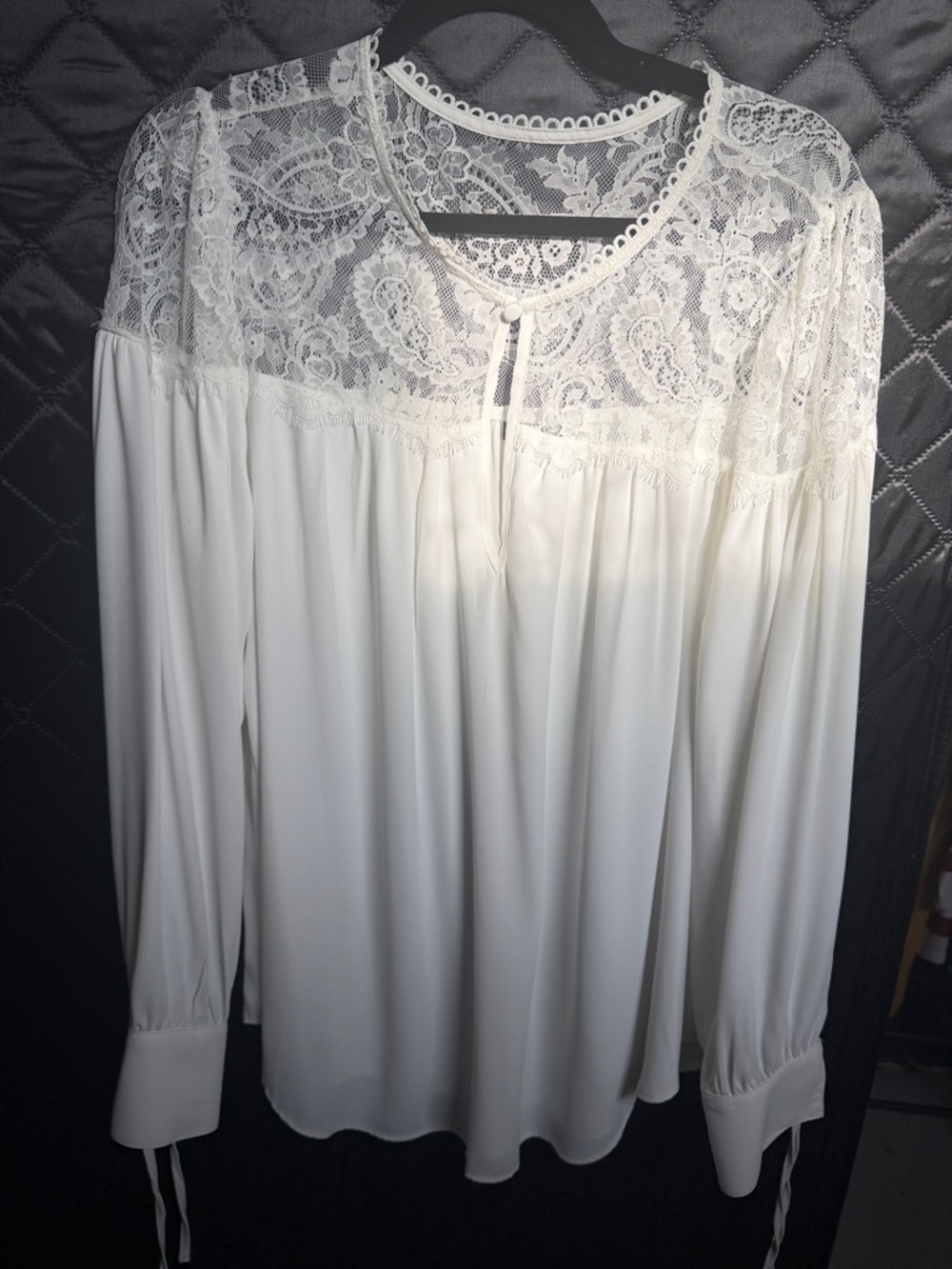 Elegant Cream Lace-Yoke Long Sleeve Blouse